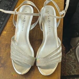 Karen Scott Metallic Strappy Sandals